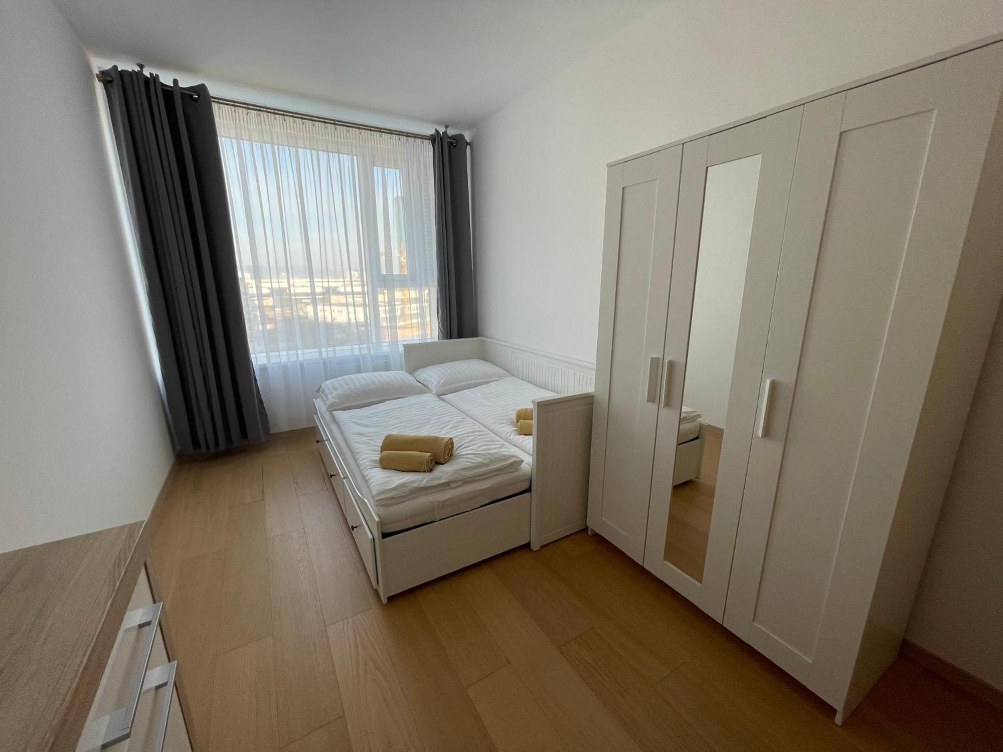 Sag Panorama City Apartment 3 Rooms Free Parking Free Wifi Bratislava Exterior foto